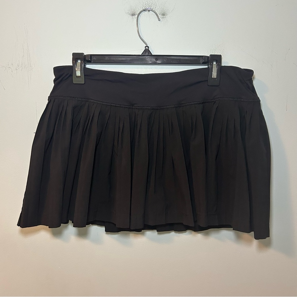 Lululemon Black Pleat to Street Mini Tennis Skort Size 10